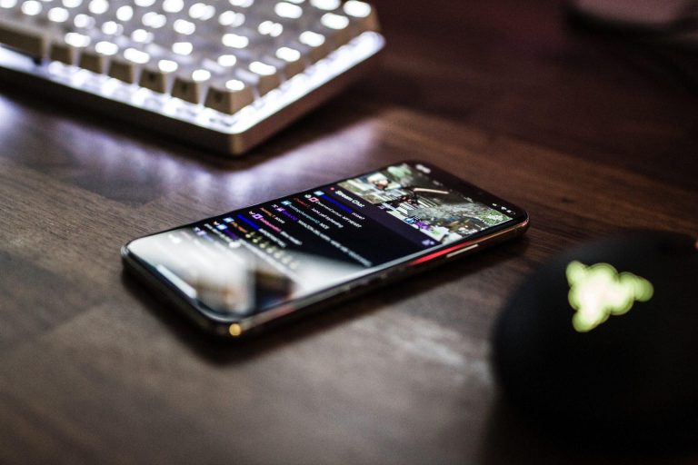 caspar-camille-rubin-XA0v5hbb7HY-unsplash